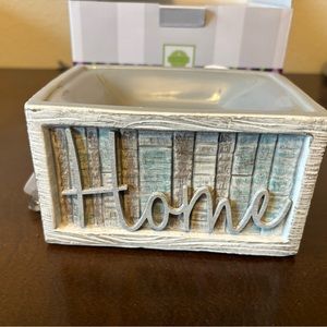 NIB Scentsy Wax Melter with three NIB Wax Bars, Warmer and bars originally $107